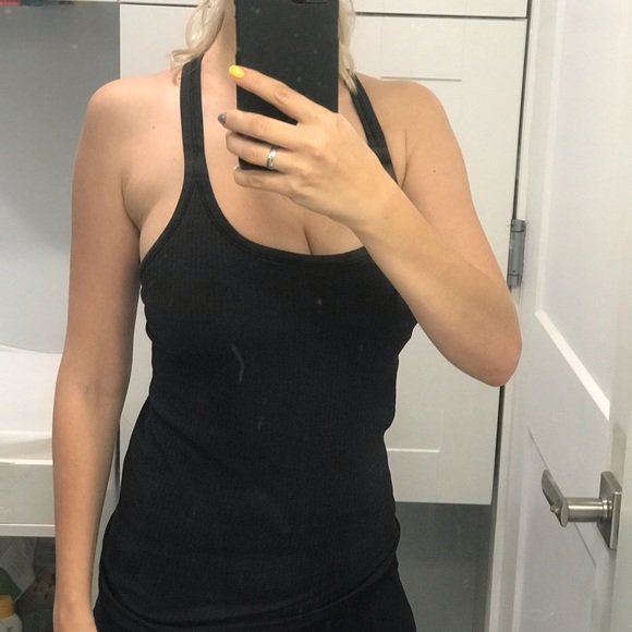 Lululemon top - Picture 3 of 5